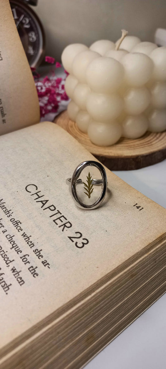 Leafy Ring